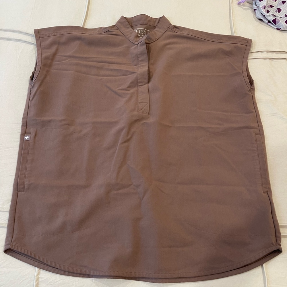 Figs Brown Sleeveless Button Down Top with Mandarin Collar